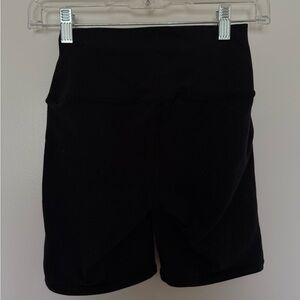 ALO Yoga women’s 7” High-waist biker short XS